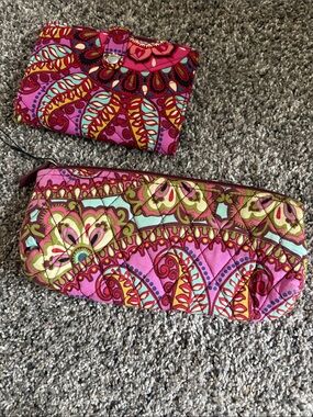 VERA Quilted Wallet and single zip pouch